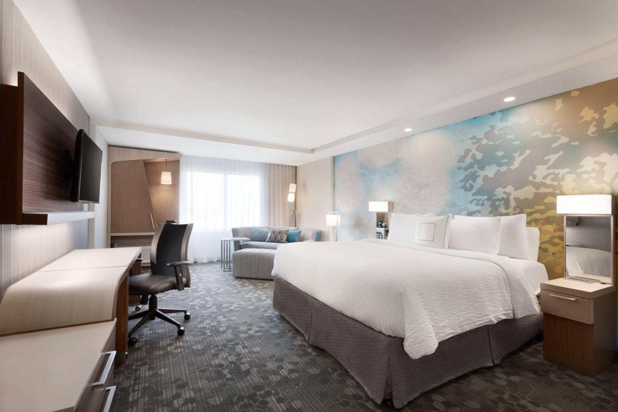 Courtyard By Marriott Boston Dedham/Westwood Hotell Exteriör bild